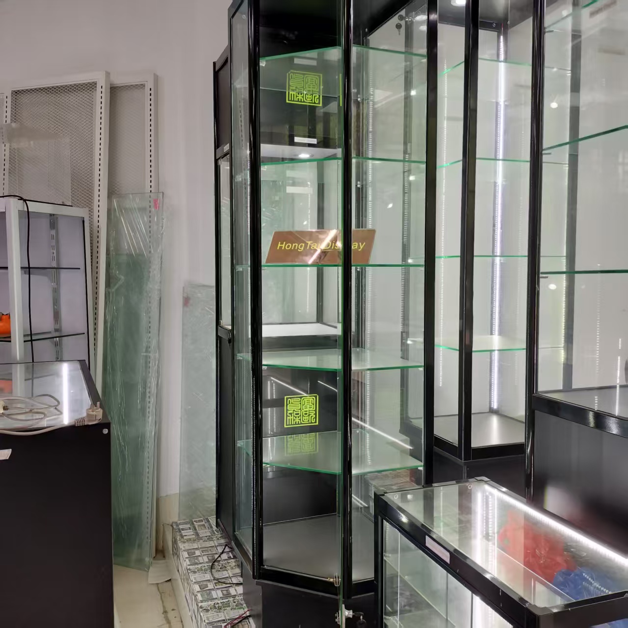 Custom.Interieurontwerp Tentoo - Interior Design Exhibition recensie en prijs